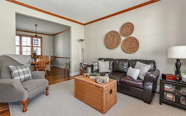 609 Cheshire Drive gallery image 7