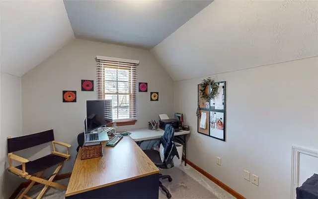 609 Cheshire Drive gallery image 27