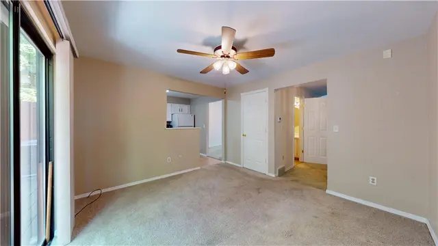 610 Maplewood Ct gallery image 27
