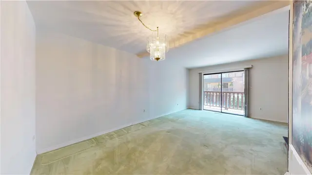 610 Maplewood Ct gallery image 37