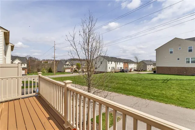 610 Shelley Ln gallery image 4