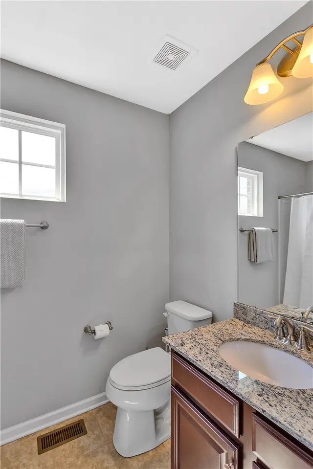 610 Shelley Ln gallery image 15