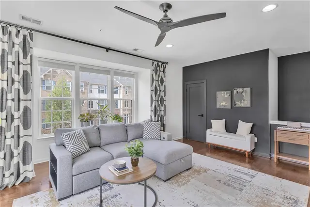 610 Shelley Ln gallery image 17