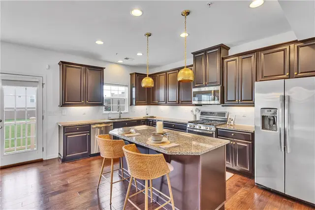 610 Shelley Ln gallery image 24