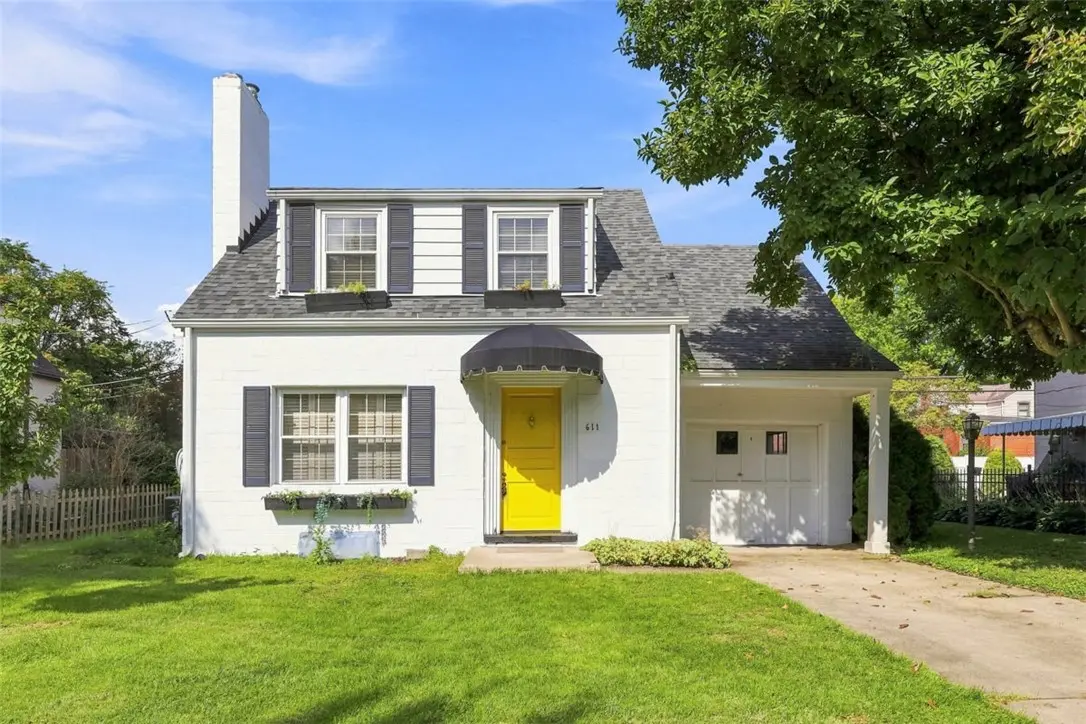 611 Charette Place