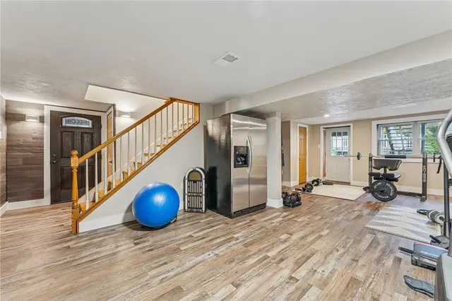 611 Greenspring Drive gallery image 8