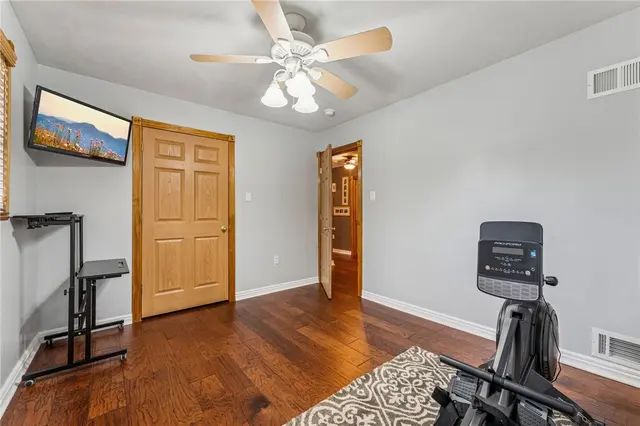 611 Greenspring Drive gallery image 10