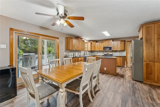 611 Greenspring Drive gallery image 12