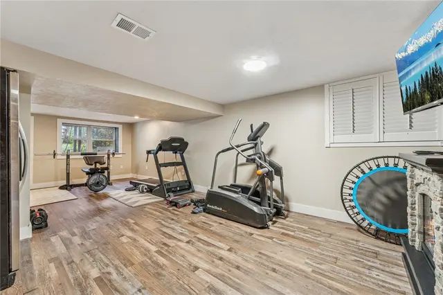 611 Greenspring Drive gallery image 14