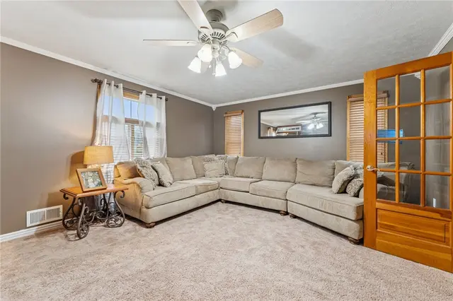 611 Greenspring Drive gallery image 15