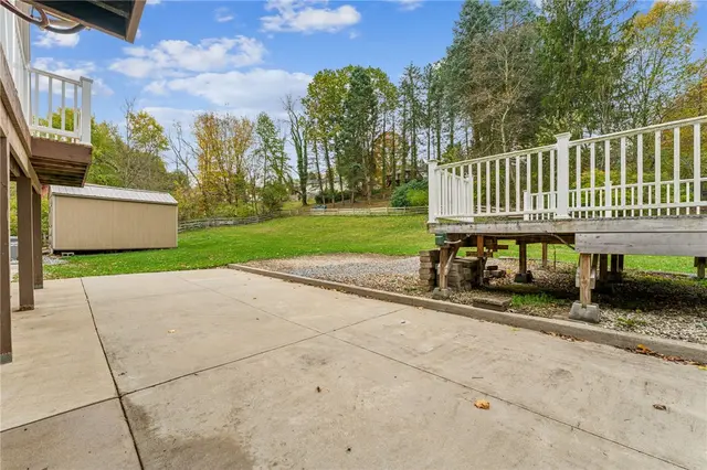 611 Greenspring Drive gallery image 22