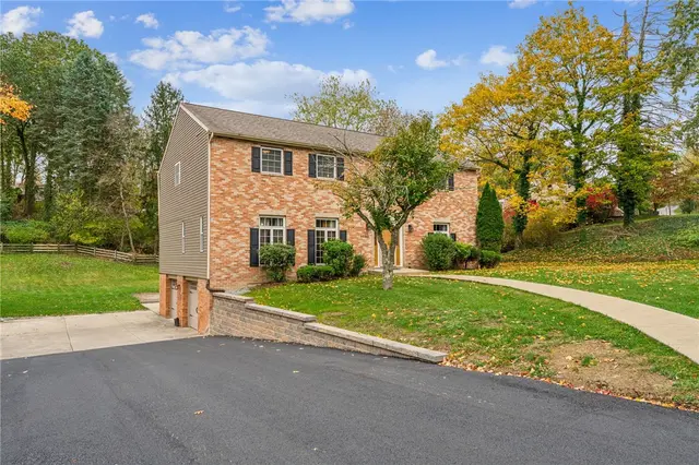 611 Greenspring Drive gallery image 30