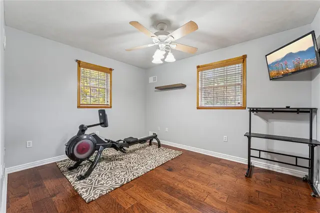 611 Greenspring Drive gallery image 31