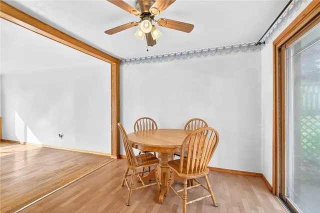 613 Moonstone Dr gallery image 23