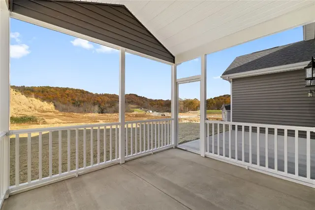 614 Valor Drive gallery image 38