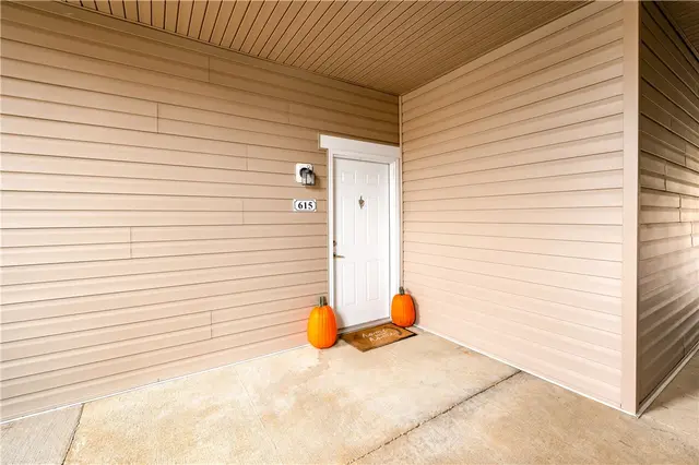 615 Stockton Rdg gallery image 4