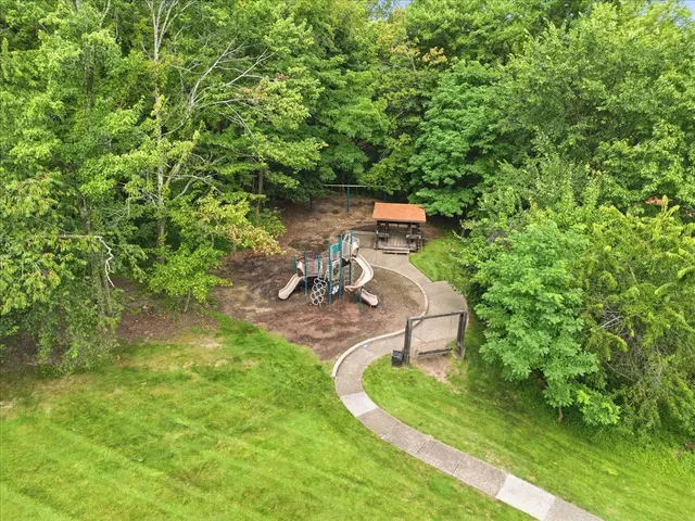 616 Sewickley Heights DRIVE gallery image 26