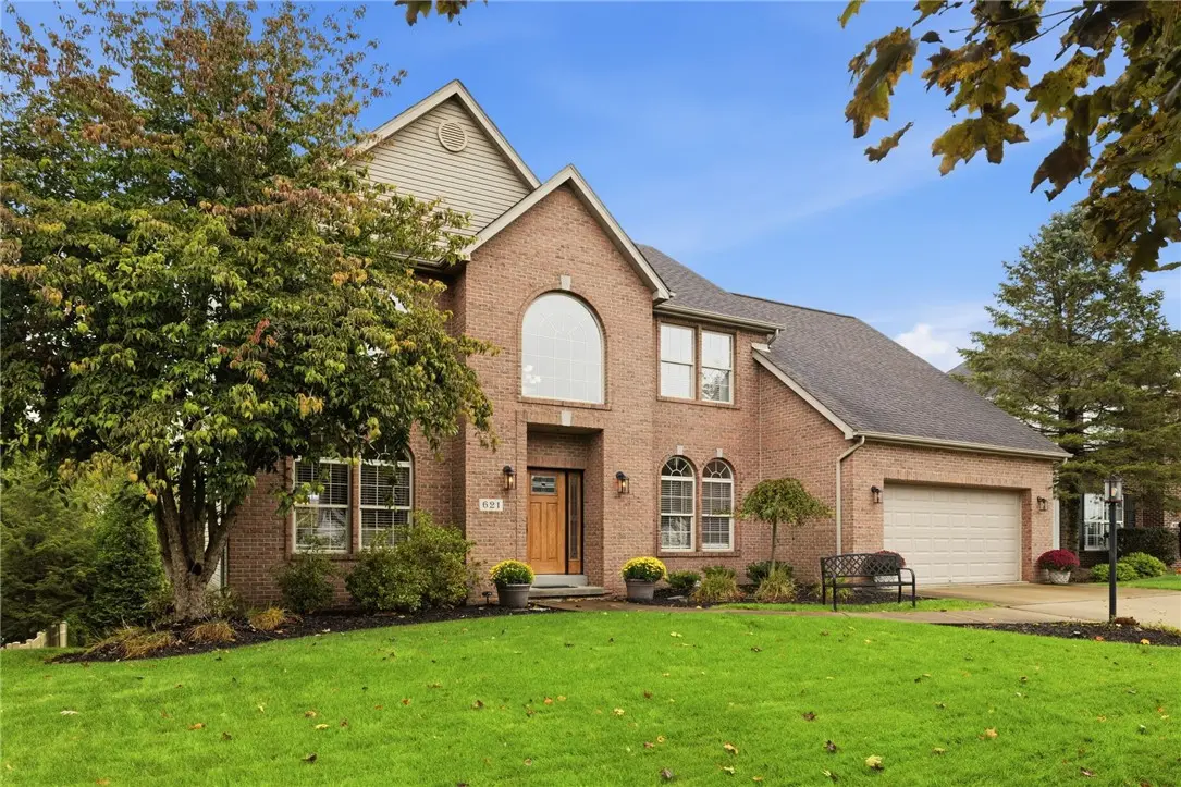 621 Alex Ct