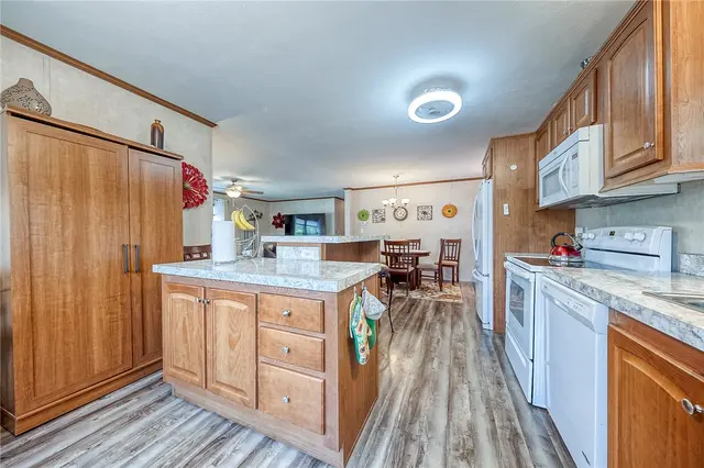 622 Country Vue Dr gallery image 22