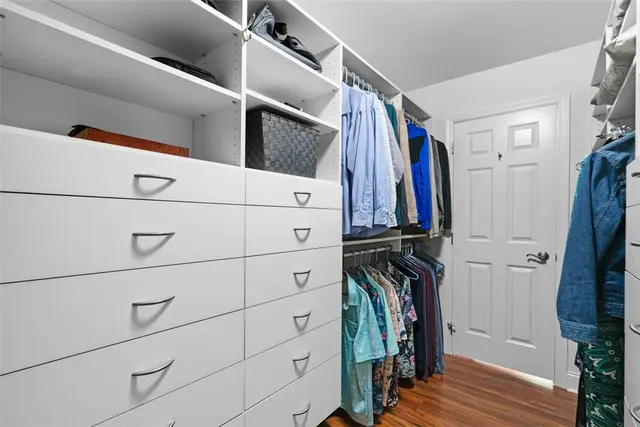 622 Oswego Drive gallery image 14