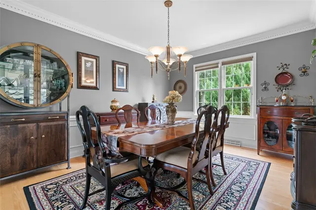 622 Oswego Drive gallery image 15