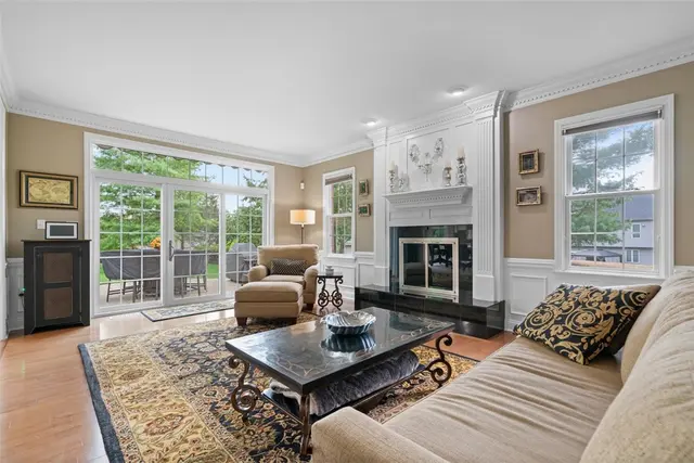 622 Oswego Drive gallery image 23