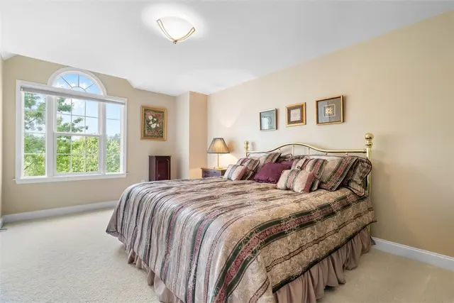 622 Oswego Drive gallery image 33