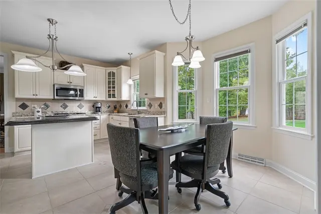 622 Oswego Drive gallery image 34