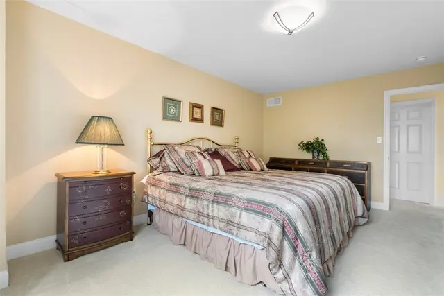 622 Oswego Drive gallery image 39