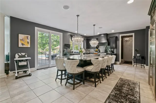 623 Oswego Dr gallery image 10