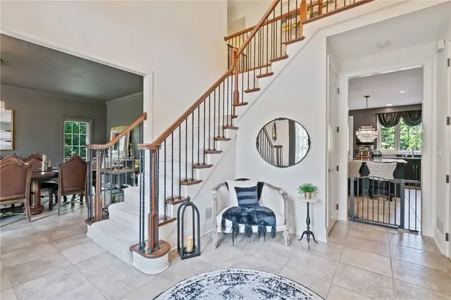 623 Oswego Dr gallery image 18