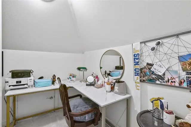 623 Oswego Dr gallery image 27