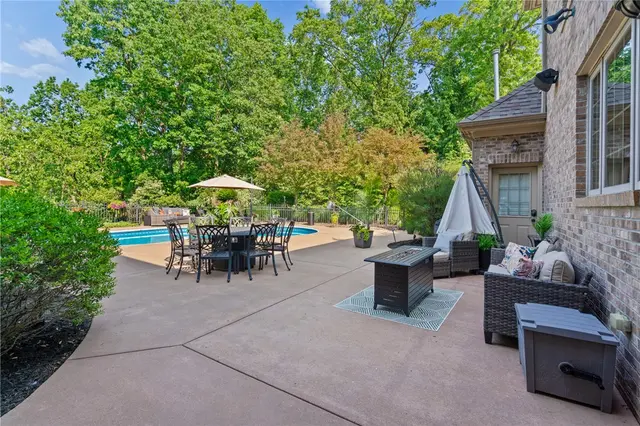 623 Oswego Dr gallery image 28