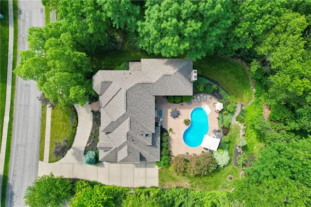 623 Oswego Dr gallery image 30