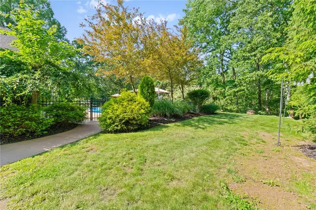 623 Oswego Dr gallery image 35