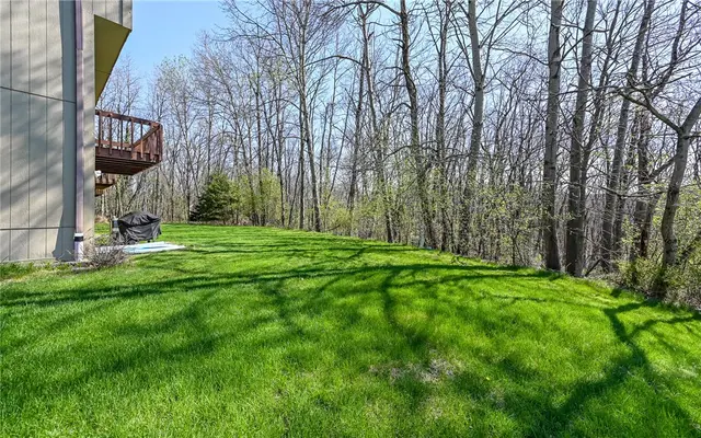 623 Sunset Cir gallery image 11
