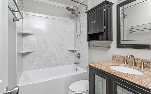 623 Sunset Cir gallery image 14