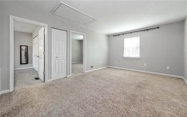 623 Sunset Cir gallery image 18
