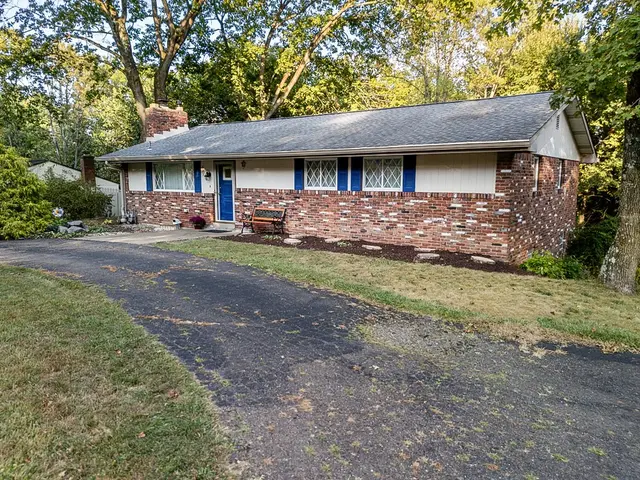 623 Westland Dr gallery image 36