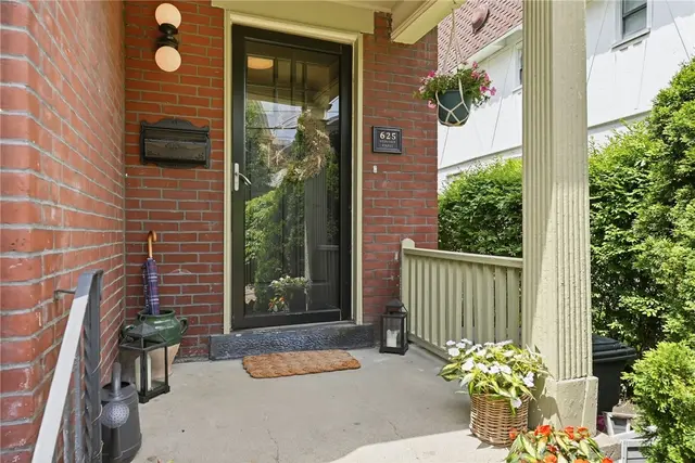 625 Fountain St gallery image 17