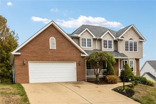 627 Alex Ct gallery image 7