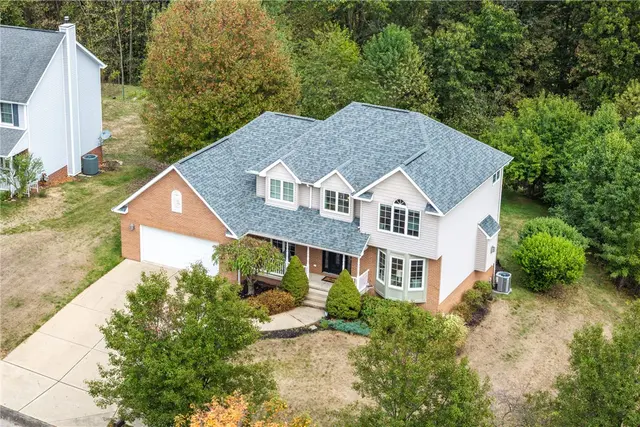 627 Alex Ct gallery image 36