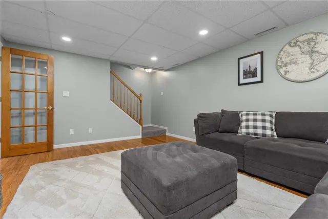 627 Alex Ct gallery image 45