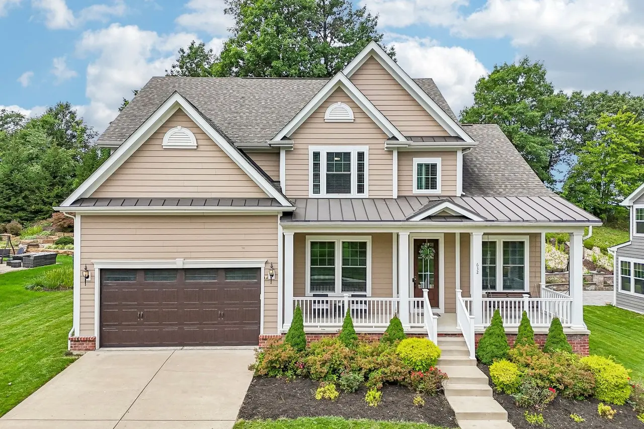 632 Chilliwack LANE