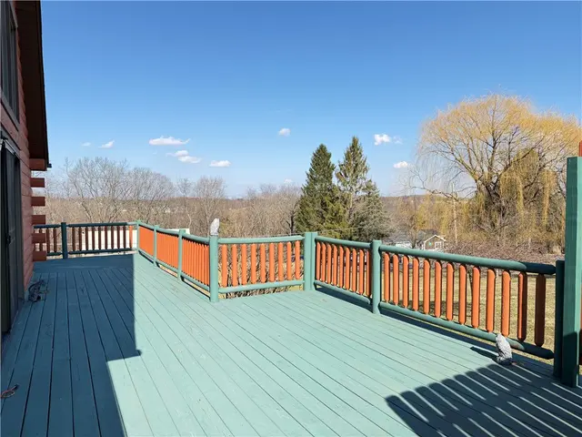637 Baur Drive gallery image 4