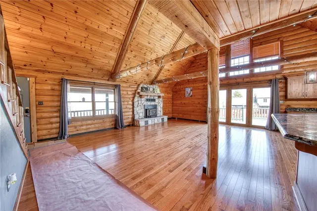 637 Baur Drive gallery image 5
