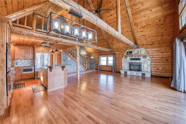 637 Baur Drive gallery image 8