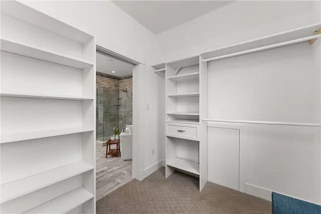 637 Chilliwack Ln gallery image 20