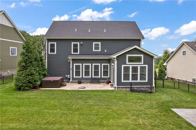 637 Chilliwack Ln gallery image 28