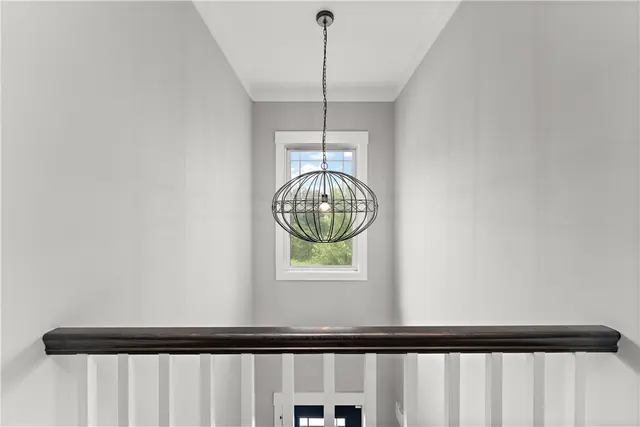 637 Chilliwack Ln gallery image 37